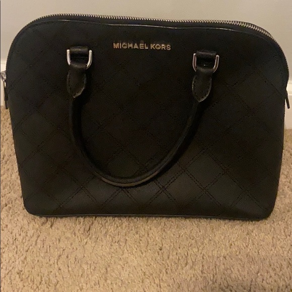 Michael Kors purse - Picture 1 of 9